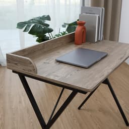 โต๊ะทำงาน ขนาด 90 ซม. และเก้าอี้สำนักงาน รุ่นสมาร์ท+ดาร์บี้ - สีธรรมชาติ/ดำ