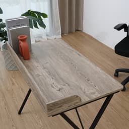 โต๊ะทำงาน ขนาด 90 ซม. และเก้าอี้สำนักงาน รุ่นสมาร์ท+ดาร์บี้ - สีธรรมชาติ/ดำ